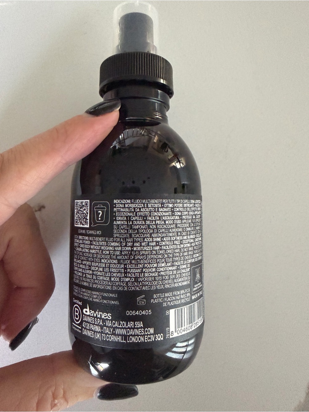 Davines OI All In One Milk — Black Spray Bottle-NEW - Picture 2 of 3